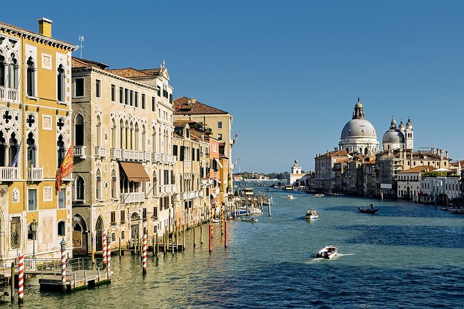 Venice Sightseeing Walking Tour for Kids and Families - How the guide keeps the whole family involved