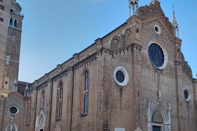 Venice Small Group Walking Tour of Most-Famous Sites &Attractions - Rialto Bridge in a 20-minute stop