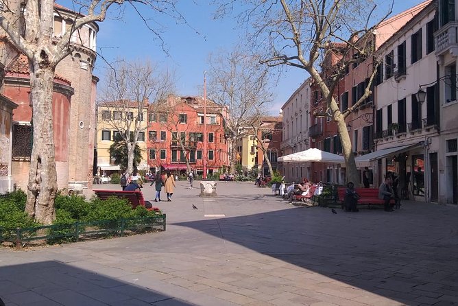 Venice Small Group Walking Tour of Most-Famous Sites &Attractions - Finishing in Piazza San Marco