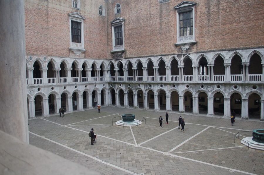 Venice: St Mark’s Basilica and Doge’s Palace Private Tour - Meeting beneath the winged lion