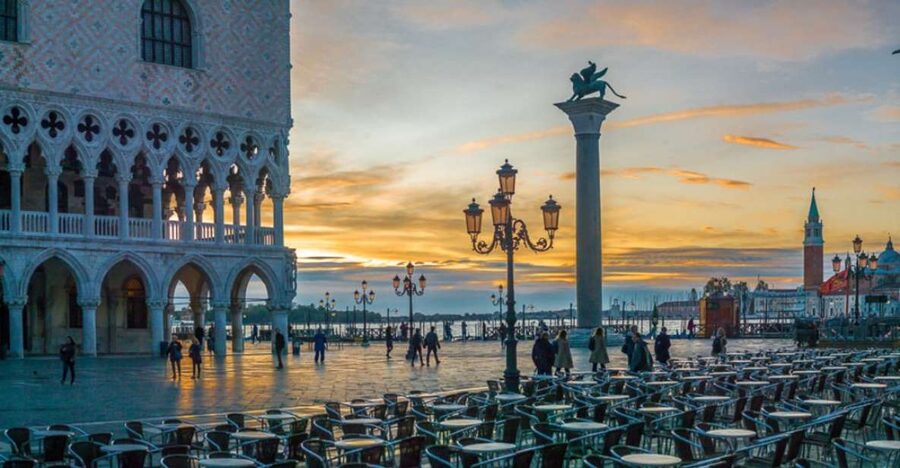 Venice: St Mark's Basilica, Doge's Palace, and Gondola Ride - The halls of power and Tintoretto’s huge canvas