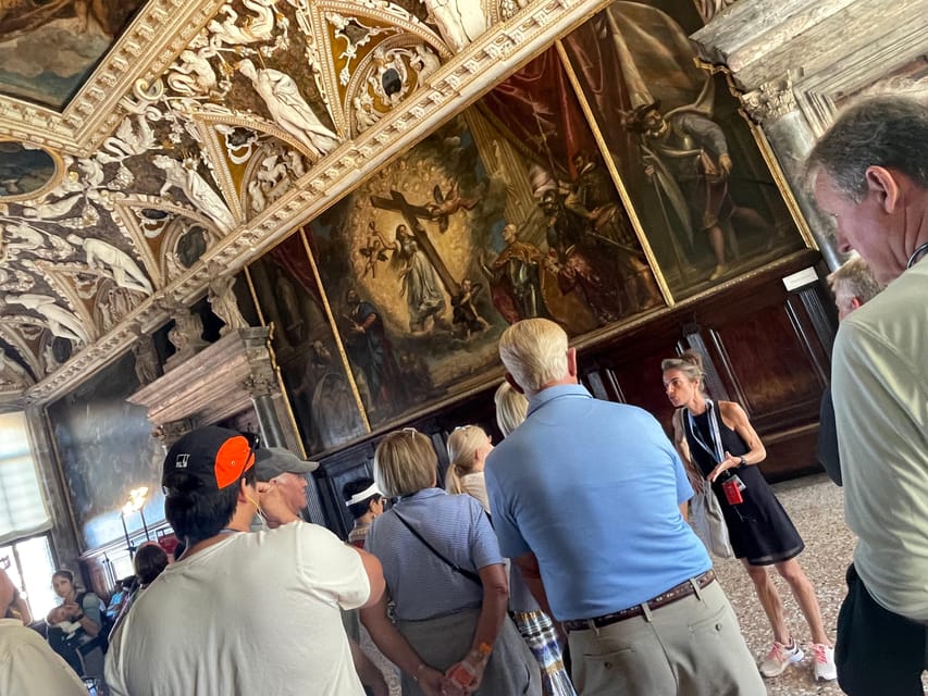 Venice: St. Mark's Basilica & Doge's Palace Tour with Ticket - St. Mark’s Basilica and its gold mosaics