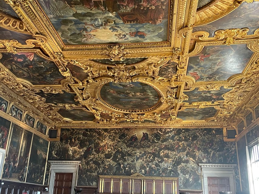 Venice: St. Mark's Basilica & Doge's Palace Tour with Ticket - The Bridge of Sighs and the prison route