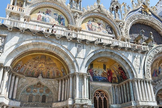 Venice: St.Mark's Basilica & Doge's Palace Tour with Tickets - St. Mark’s Square and the symbols of Venice