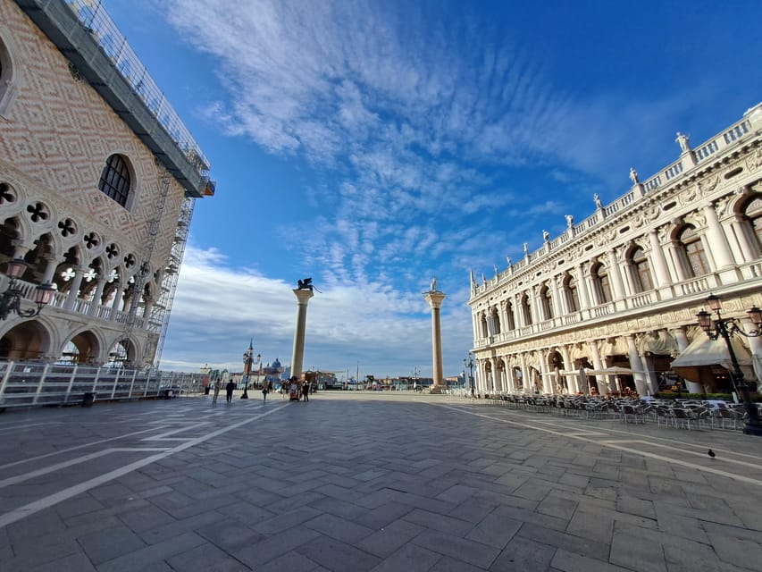 Venice: St. Mark’s Basilica Ticket with Host and Audioguide - Entering St. Mark’s Basilica