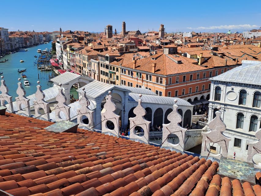 Venice: St. Mark’s Basilica Ticket with Host and Audioguide - Bags, clothing, and mobility