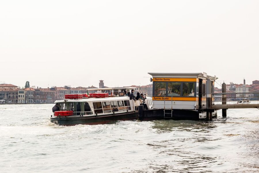 Venice: St. Mark's City Pass with Doge's Palace Entry - Choosing the public transport option