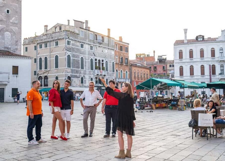 Venice: St. Mark’s Classic Walking Tour & Bell Tower Entry - The VR tour through Venice’s earlier centuries