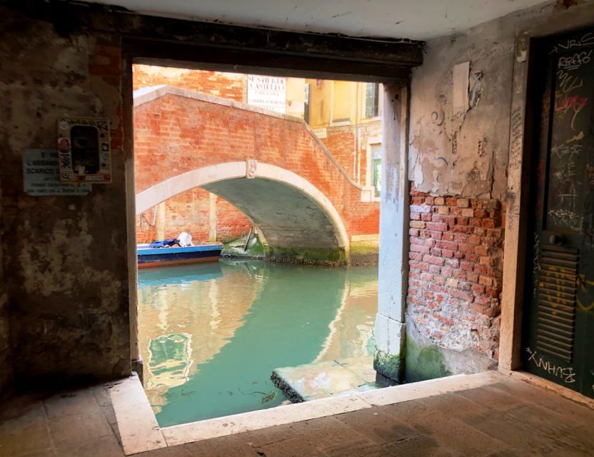Venice: St. Mark's, Walking Tour and Gondola Combo - From St. Mark’s Square to the Rialto market