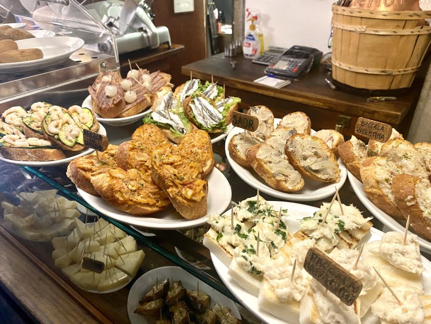 Venice: Street Food Tour with a Local Guide and Tastings - Campo San Polo and Frari Basilica add needed context