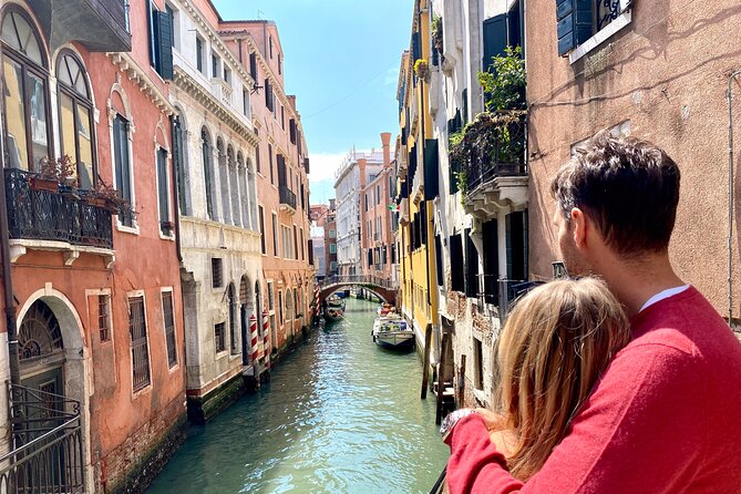 Venice Street Food Tour with Local Guide with Local Food Market Visit - From Campo San Bartolomeo to Campo San Polo