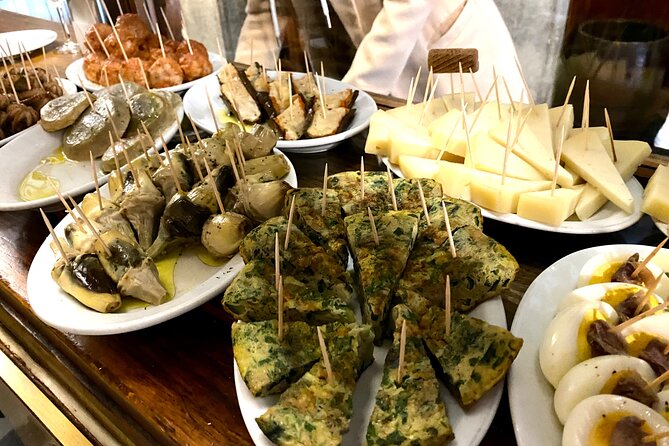 Venice Street Food Tour with Local Guide with Local Food Market Visit - Regional cheese, cakes, and buranelli biscuits