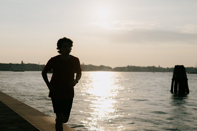 Venice Sunrise 1h Running Tour - Running toward San Marco before the crowds
