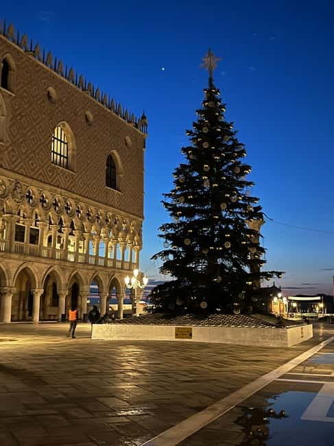 Venice: Sunrise Walking Tour with Espresso - Why Venice at 6:45 works so well