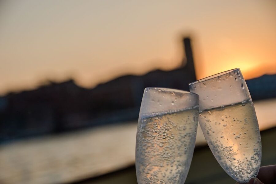 Venice: Sunset Cruise by Typical Venetian Boat - Prosecco between Giudecca and San Giorgio
