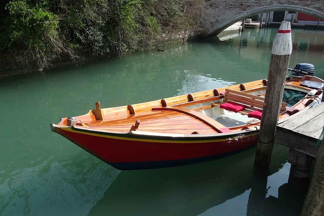 Venice Sunset Cruise by Typical Venetian Boat with Prosecco - Is $114.88 a fair price?