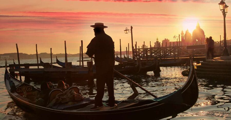 Venice: Sunset or Evening Gondola Tour - Meeting Near St. Mark’s Square