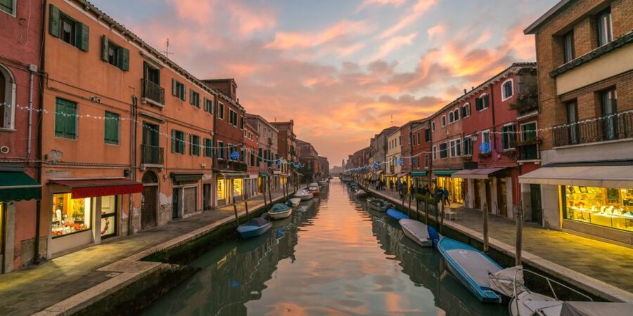 Venice: Sunset or Evening Gondola Tour - What to Bring and What to Leave Behind