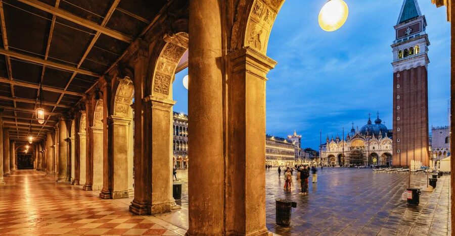 Venice: The Ghost & Legends Walking Tour - The Malibran Theater and Tales of Heartache