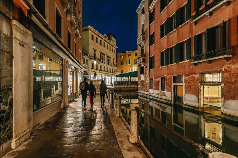 Venice: The Ghost & Legends Walking Tour - Is $42 a Fair Price?