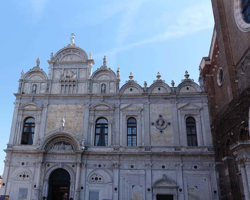 Venice: The Grand Canal Touch – Walking & Gondola Experience - Timing, languages, and group conditions