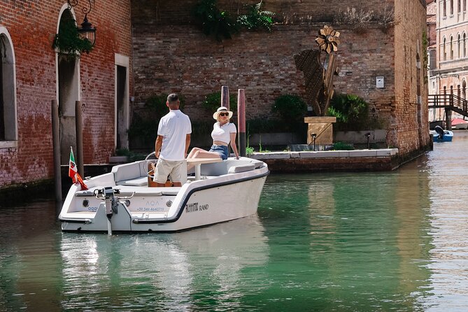 Venice: The Hidden Canals on an Electric Boat - How it compares with a gondola ride
