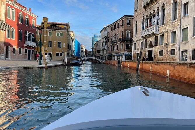 Venice: The Hidden Canals on an Electric Boat - Who will get the most from this boat ride