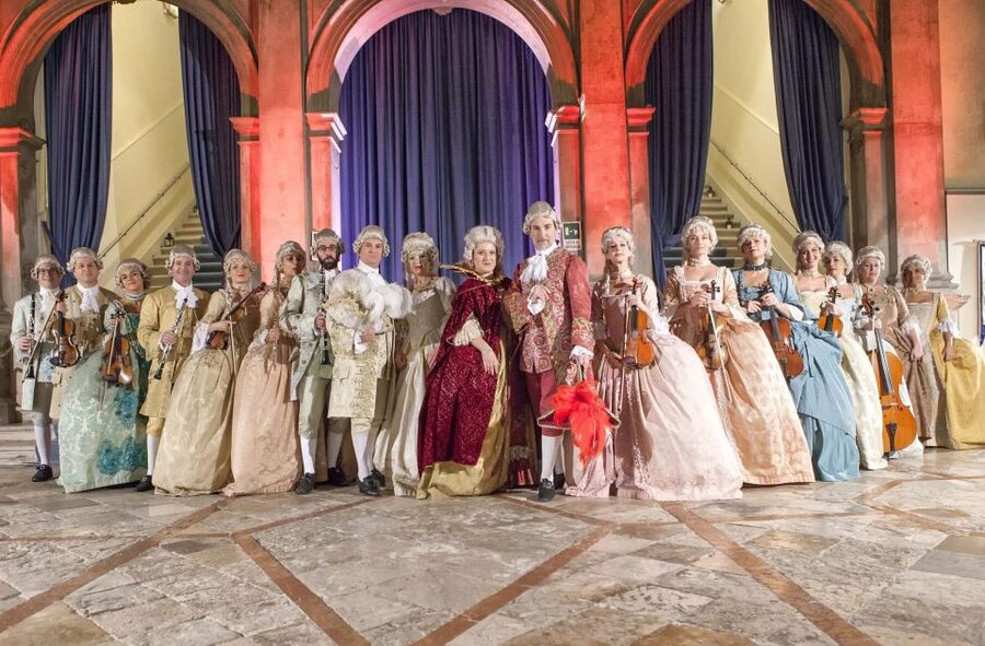 Venice: The Three Tenors Concert Ticket - The costumes and theatrical side