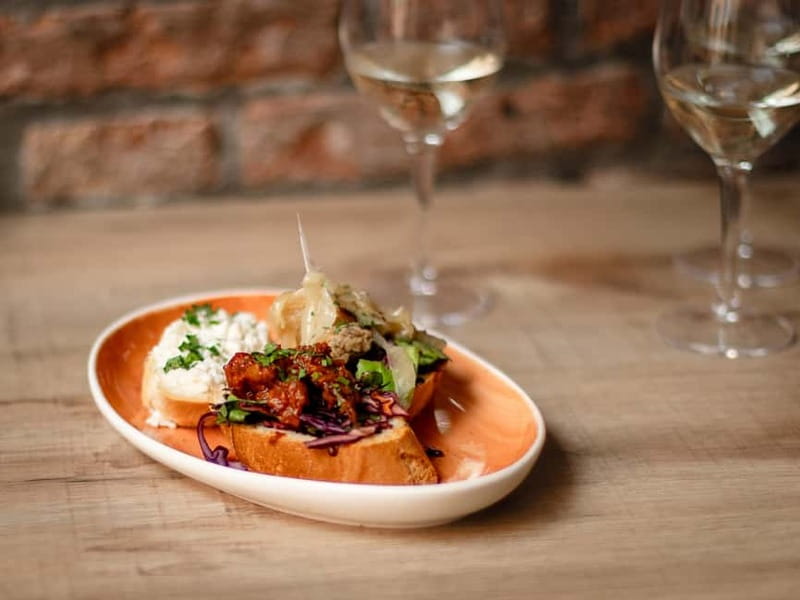 Venice: The Ultimate Food Tour with Wine & Spritz - First stop: spritz and Venetian street food