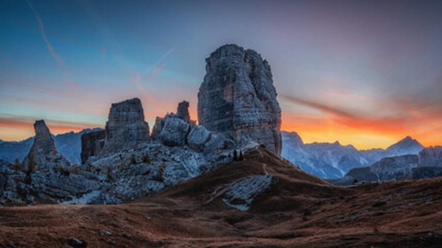 VENICE : Tour of Dolomites Unesco - Sorapis Lake: a 400-meter climb to the water