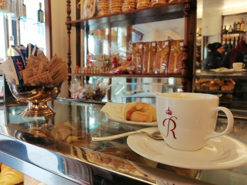 Venice: Traditional Cafés and Pastry Shops Walking Tour - What happens at the first café