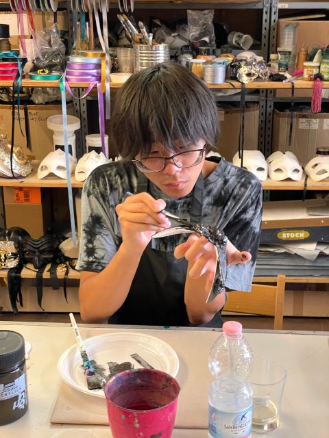 Venice: Venetian Masks Workshop - A good choice for families and non-artists