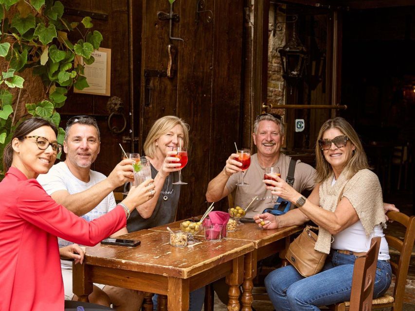 Venice: Vip Semi-Private Walking Tour with Gondola Ride - Timing, access, and practical limits