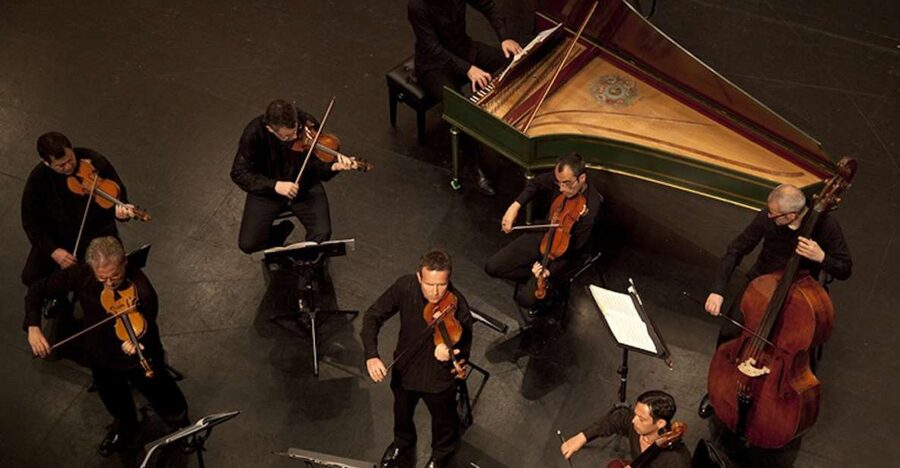 Venice: Vivaldi Baroque Concert Ticket and Free Music Museum - San Maurizio’s Music Museum and the School of Stradivari