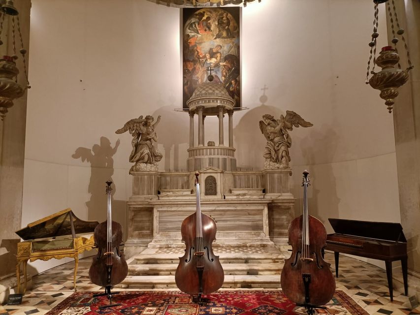 Venice: Vivaldi Baroque Concert Ticket and Free Music Museum - A simple way to fit both churches into your day