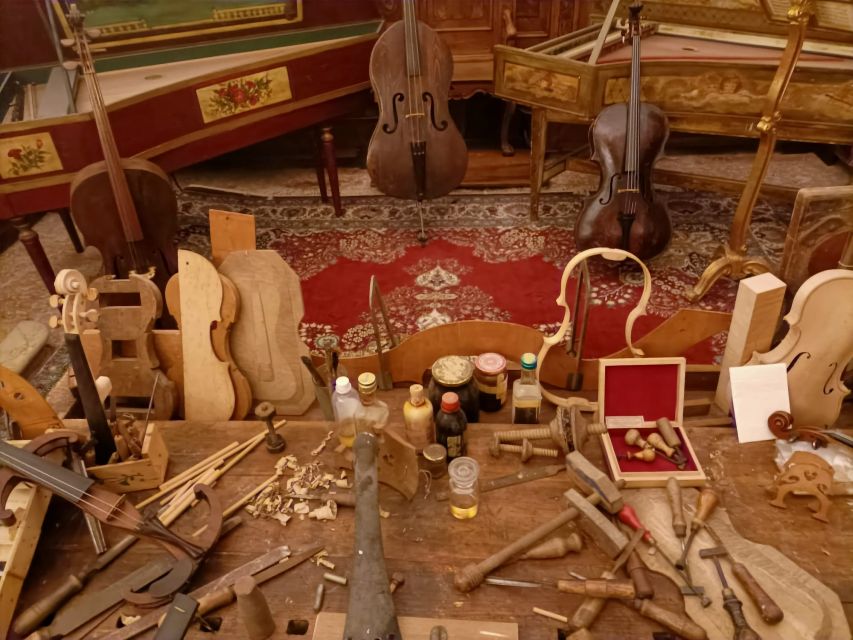 Venice: Vivaldi's Four Seasons Concert & Music Museum Visit - Plan the museum visit around its hours
