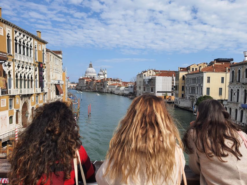 Venice: Walking Guided Tour of the City Must-See Sites - Why this Venice walk works well as a first introduction