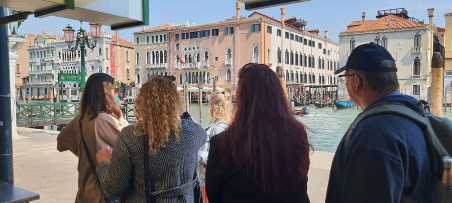 Venice: Walking Guided Tour of the City Must-See Sites - Scuola Grande di San Rocco and the first Venetian stories