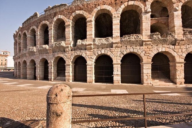 Verona City Sightseeing Walking Tour of Must-See Sites with Local Guide - Key points to know before booking