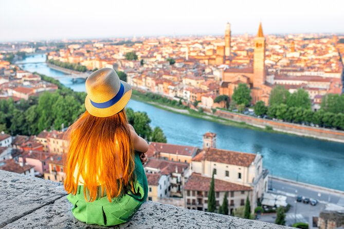 Verona Guided Tour from Venice by Train - Porta Borsari and Verona’s Roman entrance