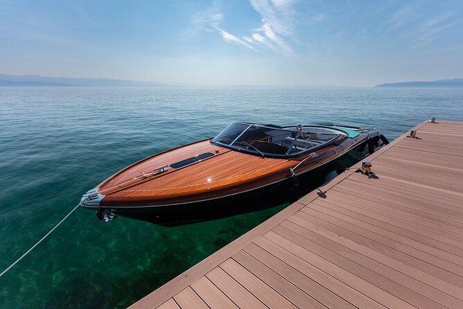 VIP Private Luxury Boat Tour - Riva Aquariva Yacht Venice - Why the private format matters