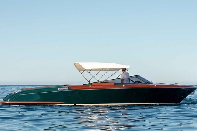 VIP Private Luxury Boat Tour - Riva Aquariva Yacht Venice - The price makes sense for the right group