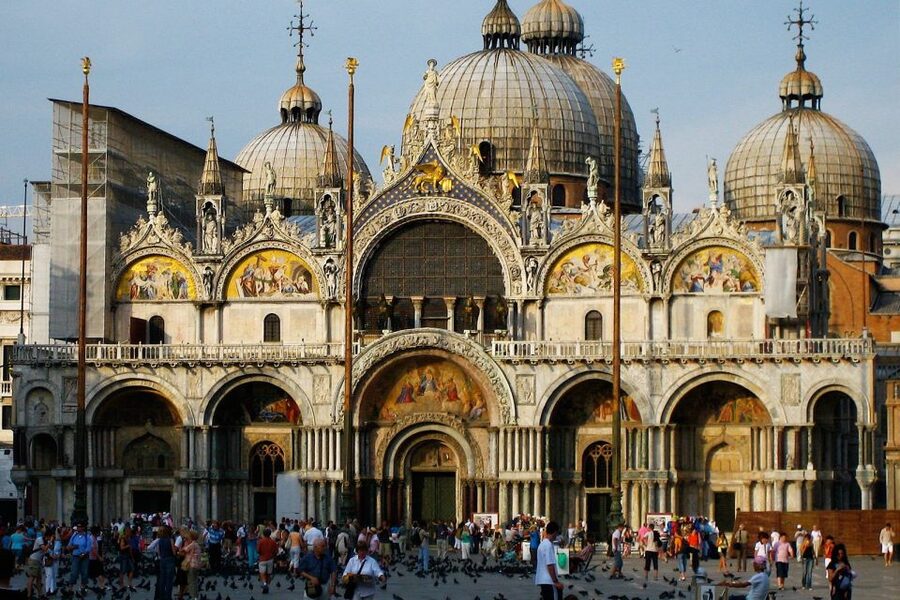 Walking Tour to Uncover the Hidden Venice - Starting beside Saint Mark’s Square