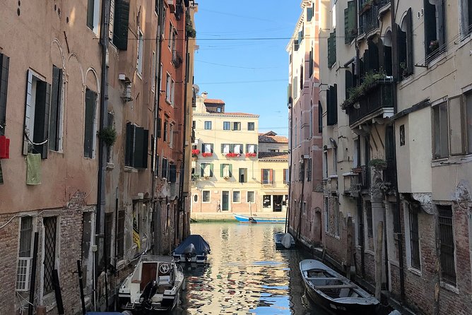 Welcome! Venice Sightseeing kickstart Tour with local guide, small group - Ending in Piazza San Marco