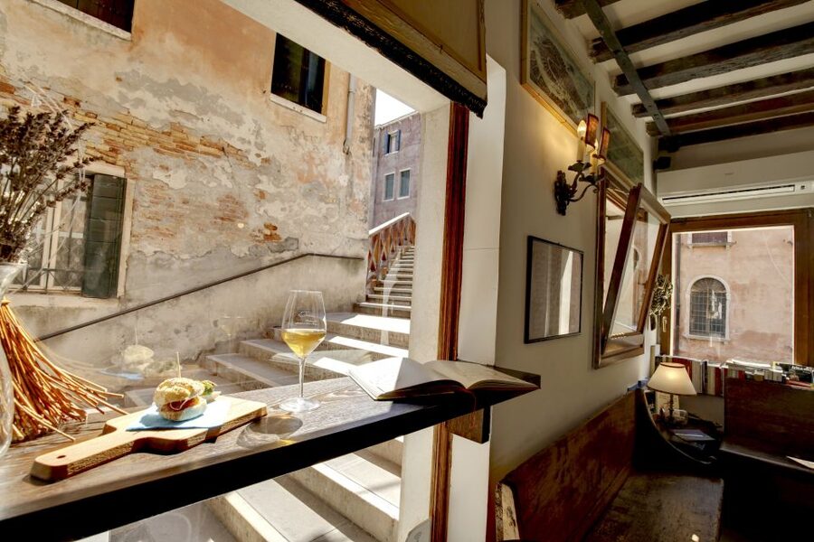 Wine Tasting in Venice - How much explanation should you expect?